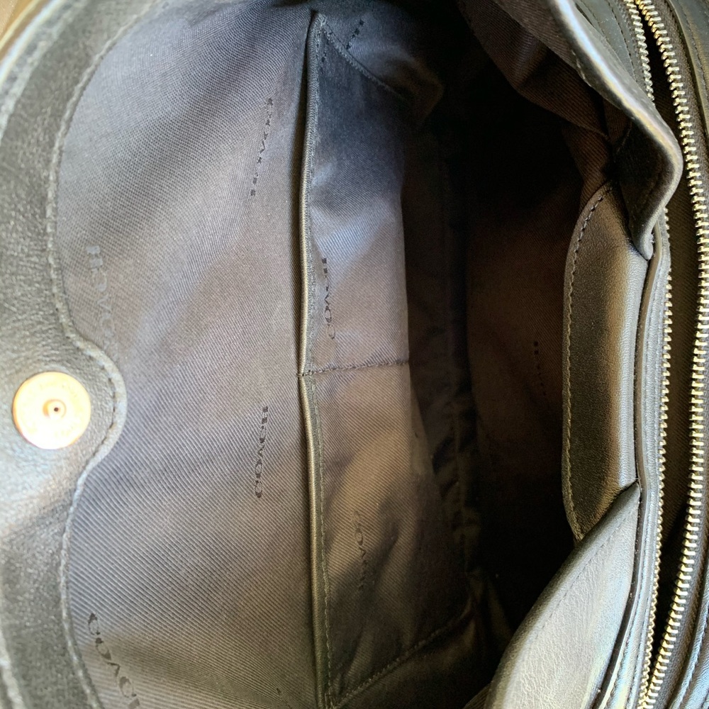 Coach Shoulder Bag - Picture 4 of 6